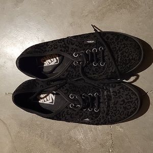 Black Vans
